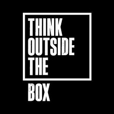“Think Outside The Box” – Nunca tão perfeito à época.